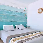 公寓 Seaview Port Royal, Cristianos, Heated Pool, Wifi *