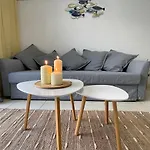 公寓 Seaview Port Royal, Cristianos, Heated Pool, Wifi