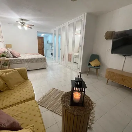 Seaview Port Royal, Cristianos, Heated Pool, Wifi 公寓 *