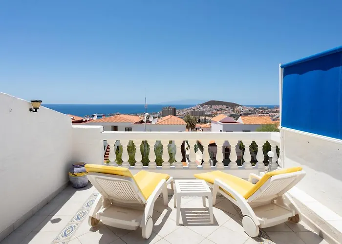 Seaview Port Royal, Cristianos, Heated Pool, Wifi Daire