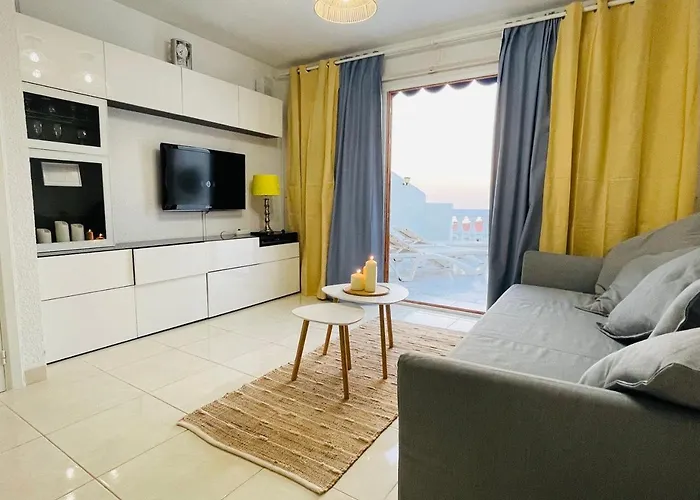 Seaview Port Royal, Cristianos, Heated Pool, Wifi * ロスクリスティアーノス