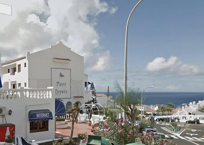 Seaview Port Royal, Cristianos, Heated Pool, Wifi ロスクリスティアーノス