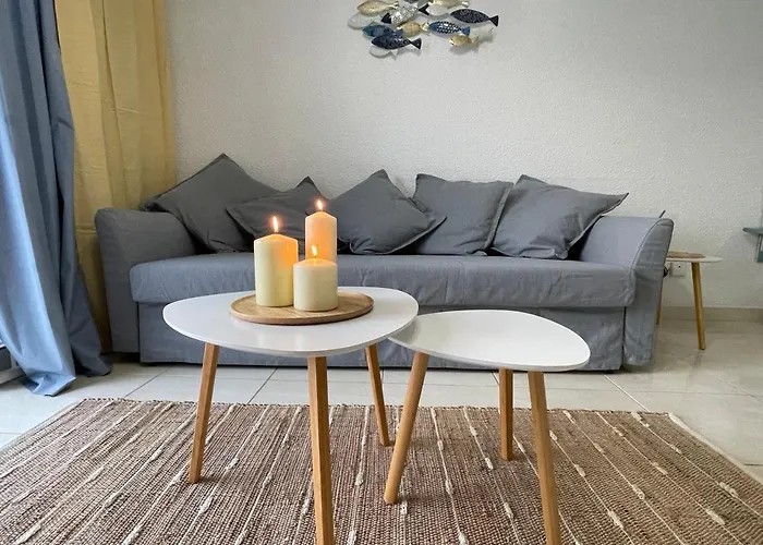 דירה Seaview Port Royal, Cristianos, Heated Pool, Wifi