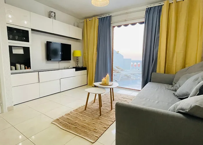 Seaview Port Royal, Cristianos, Heated Pool, Wifi דירה לוס כריסטיאנוס